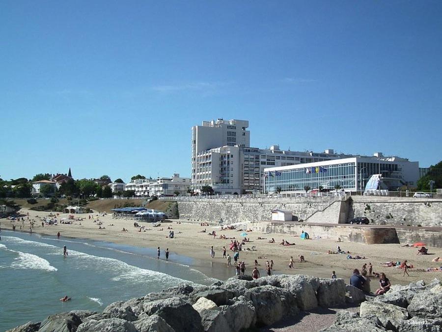Royan - Appartement Vue Mer - Proximite Plage Et Parking Privatif Екстер'єр фото